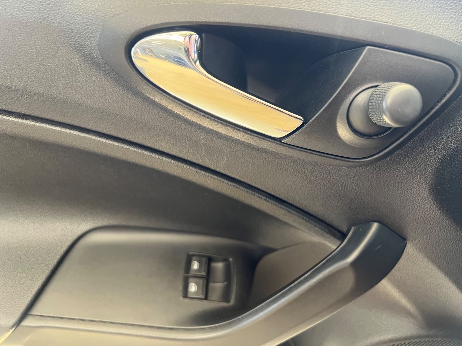 Fahrzeugabbildung SEAT Ibiza Reference *SCHECKHEFT BEI SEAT*1.HAND*