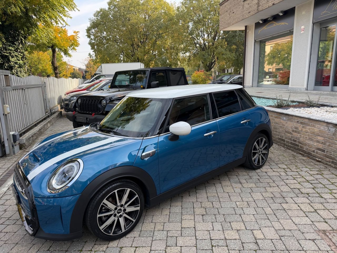 MINI Mini Cooper S 2.0 178 Cv f55 5 porte Essential T imagem 3