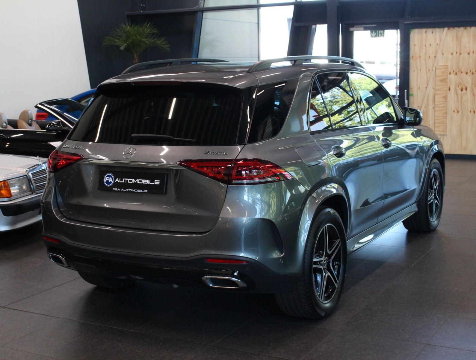 Fahrzeugabbildung Mercedes-Benz GLE 350d 4Matic AMG Line*Pano*Standheizung*TOP