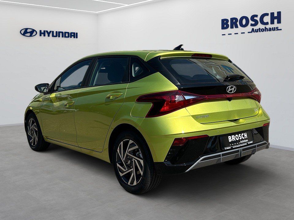 Fahrzeugabbildung Hyundai i20 MY25 1.0T 7DCT TREND TZ NAV+CARPLAY+KAMERA++