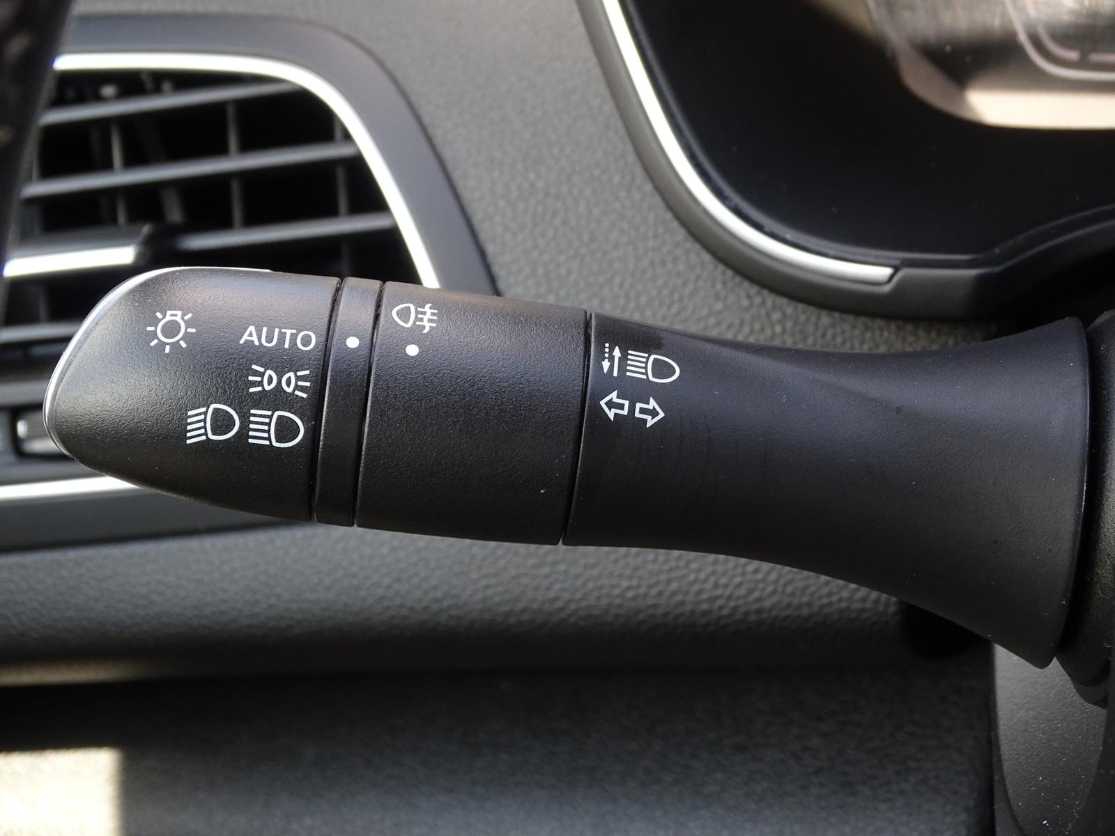 Renault Megane IV 1.3 TCe 115 Zen LED Navi Android Apple, миниатюра 19