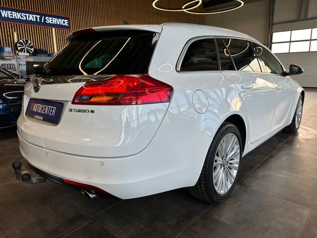 Opel Insignia A Sports Tourer Sport 4x4 *Xenon*1Hand*