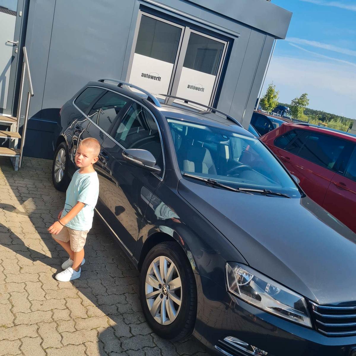 Volkswagen Passat 2014 — interior