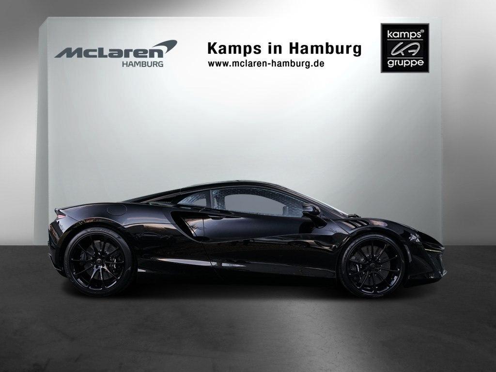 McLaren Artura Performance I Lift I Black Pack