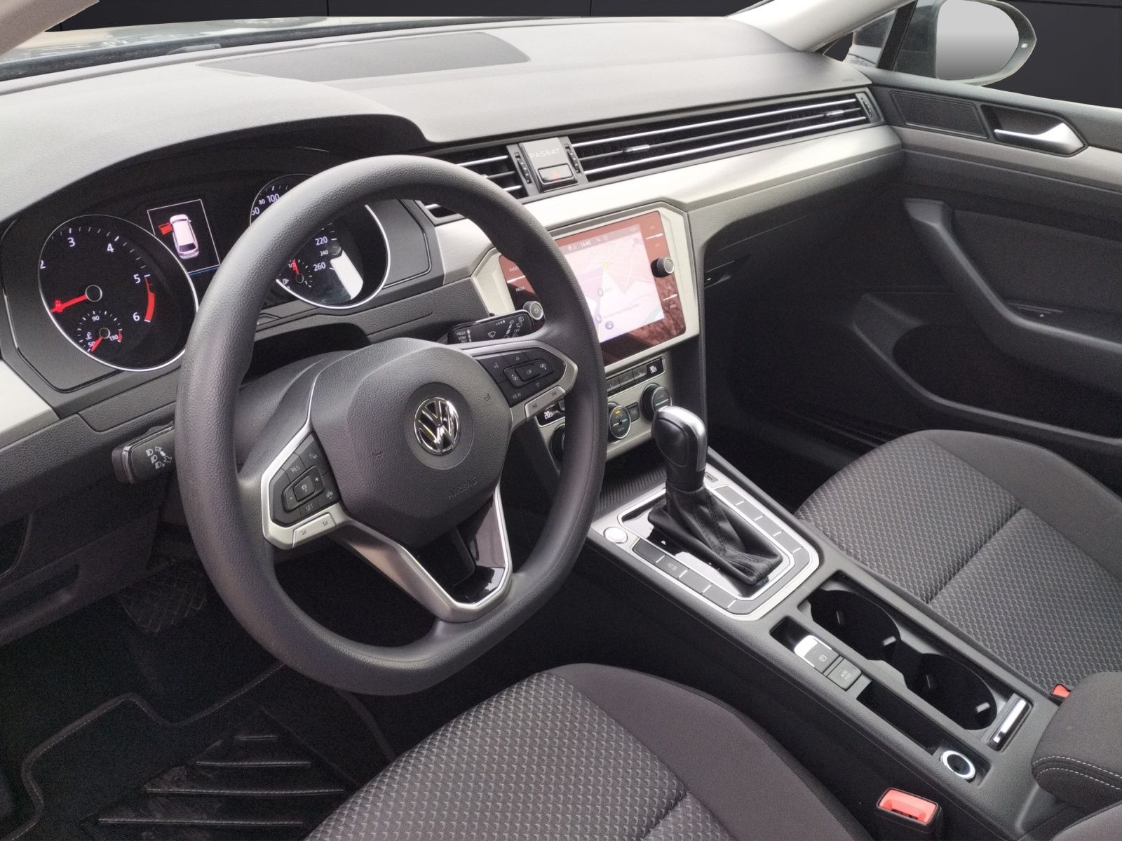 Fahrzeugabbildung Volkswagen Passat Variant TDI DSG LED ACC SH WeConnect Navi