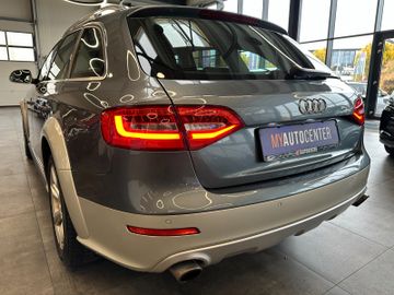 Audi A4 *3-ZONEN*MEMORY*StzHZBelftg*TEMPO*AHK*LEDER*