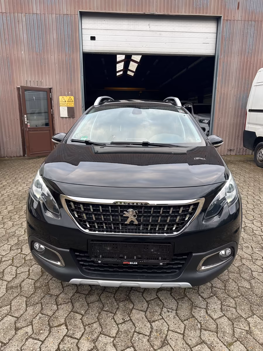 Peugeot 2008 Allure BlueHDi 100