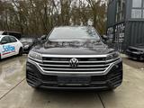 Volkswagen Touareg Basis 4Motion - gebrauchte VW Touareg aus dem Jahr 2021