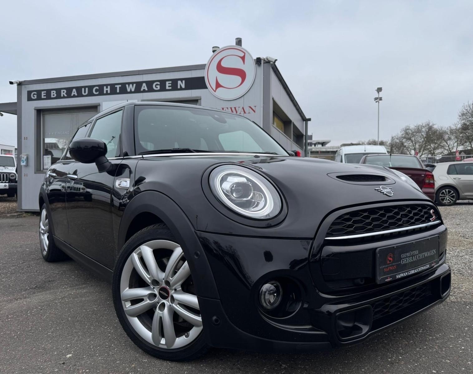 MINI Cooper S Facelift 5T*PANO*HEADUP*AUTOM*KAM*NAVI*