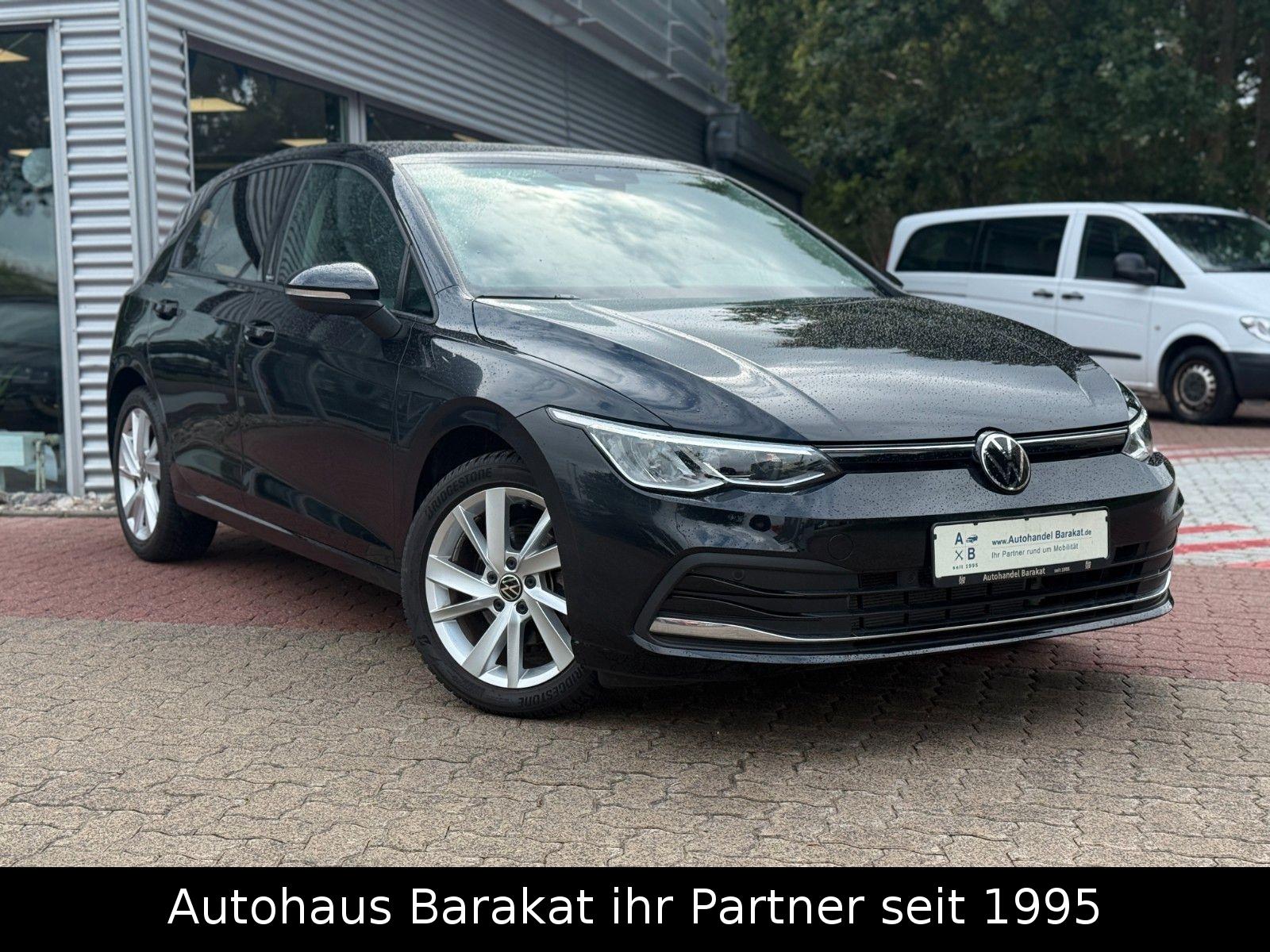 Volkswagen Golf VIII Lim. Move 1.5 TSI KAMERA NAVI APP LED