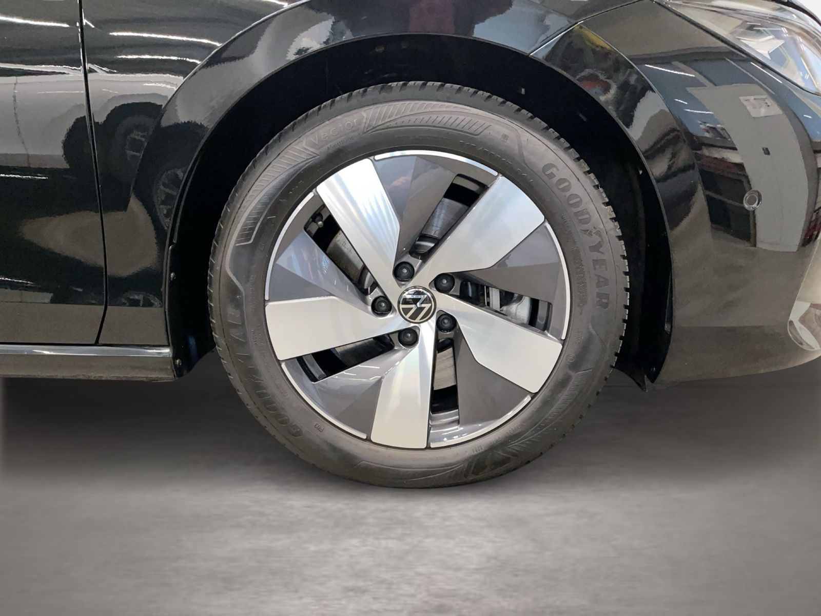 Volkswagen Passat Variant - Bild 8