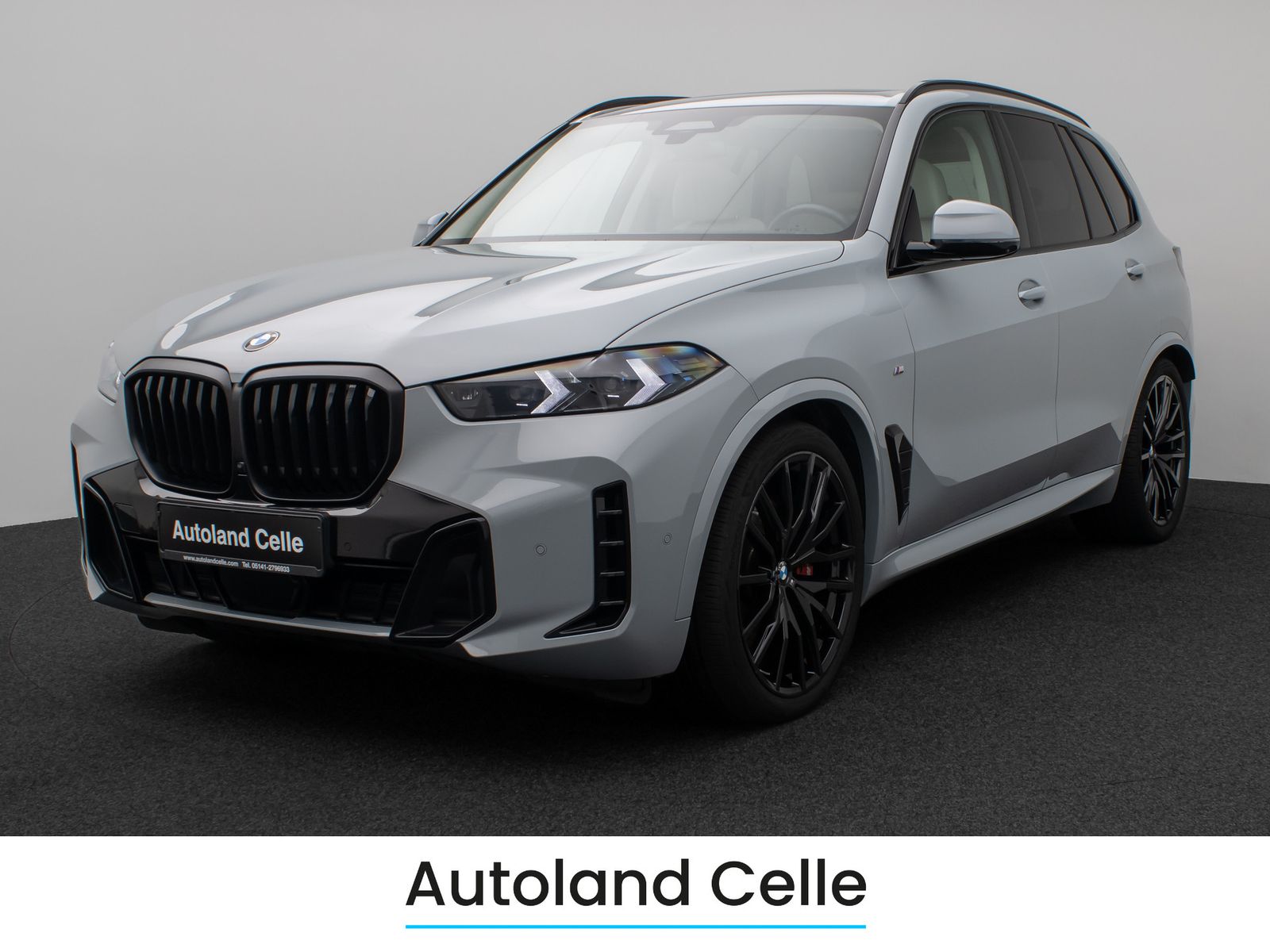 Fahrzeugabbildung BMW X5 xD30d M Sport Pro SkyLoung 360°HUD H/K SoftCL