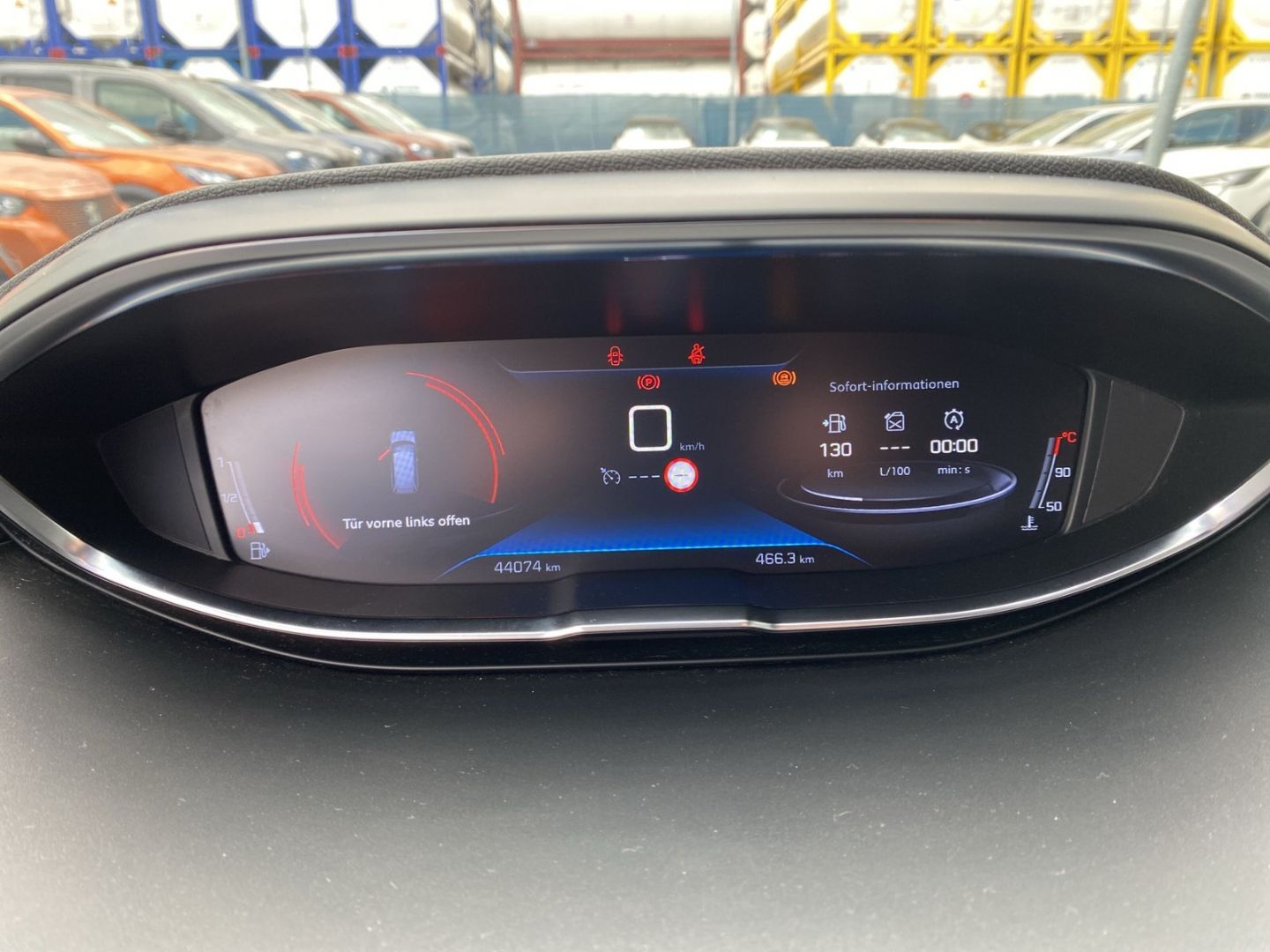 Fahrzeugabbildung Peugeot 5008 Allure 1.5 BlueHDi 130 EU6d-T 7-Sitzer