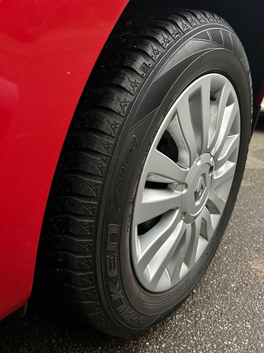 Renault Clio 2009 — photo 15