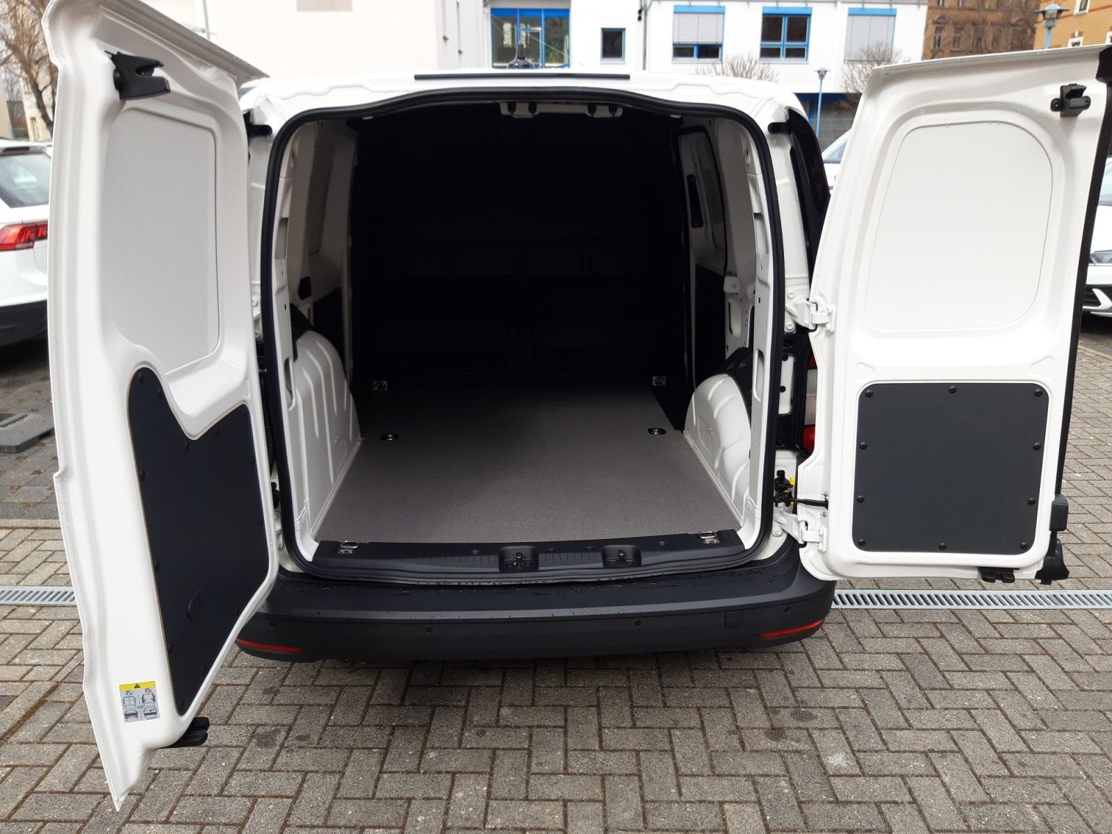 Caddy Cargo 2,0 TDI 75 kW EU6 SCR Frontantrieb 6