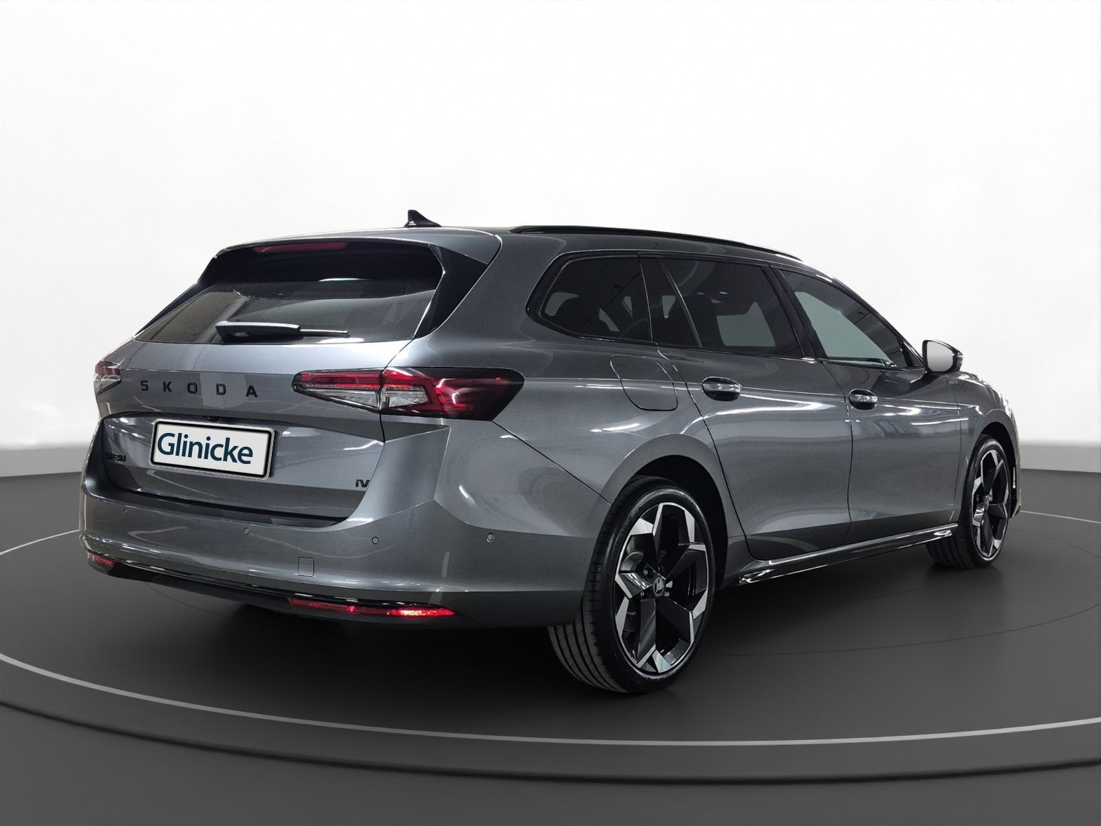 Skoda Superb Combi Sportline 1,5 TSI iV 150 kW | elega imagem 2