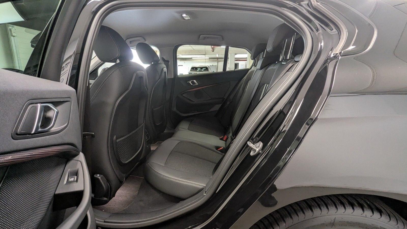 BMW 1 Series i Sport Line HiFi PA DAB LED 17'', миниатюра 20