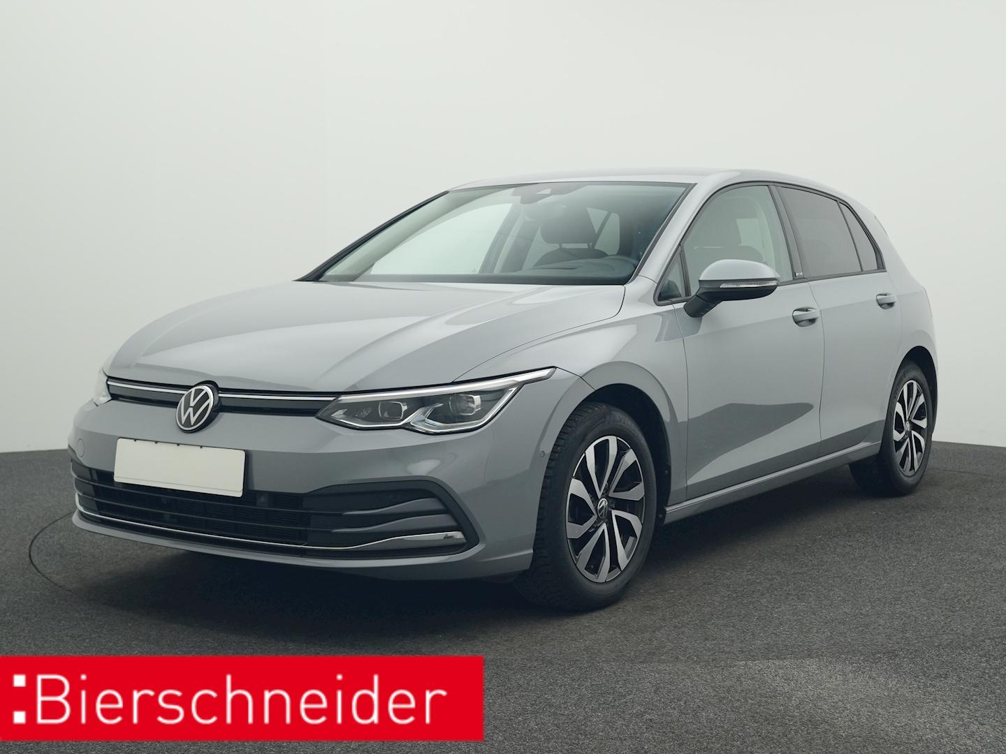 Volkswagen Golf 8 1.5 TSI Active LED+ NAVI STANDHZG