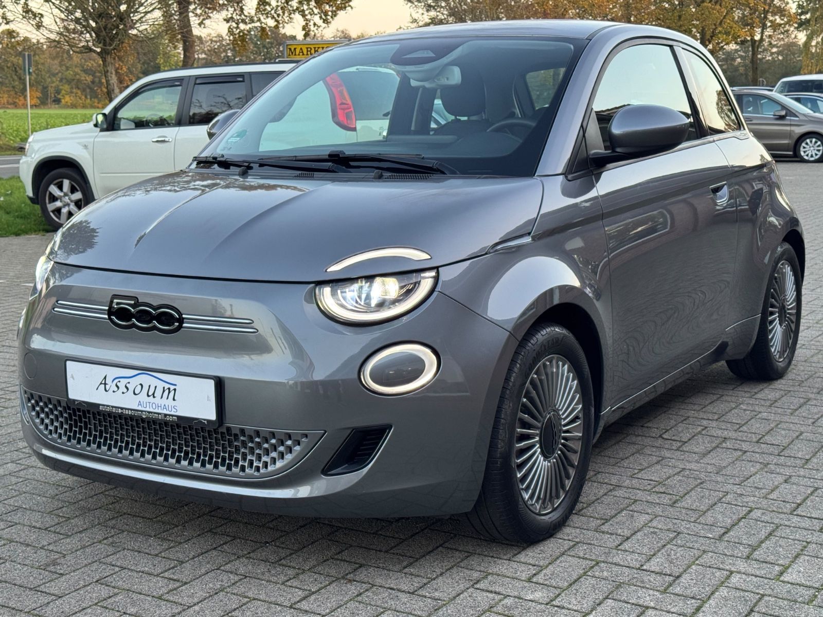 Fiat 500 e Icon/CarPlay/Navi/Kamera/LED/ACC imagem 3