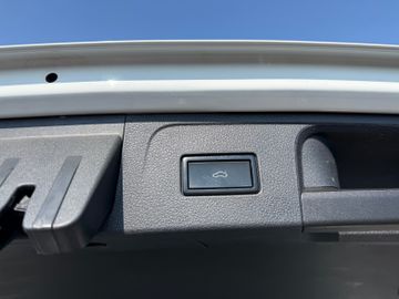 Volkswagen Passat Variant 4 Mo+Highl.+R-Line+AHK+Virt.Cock
