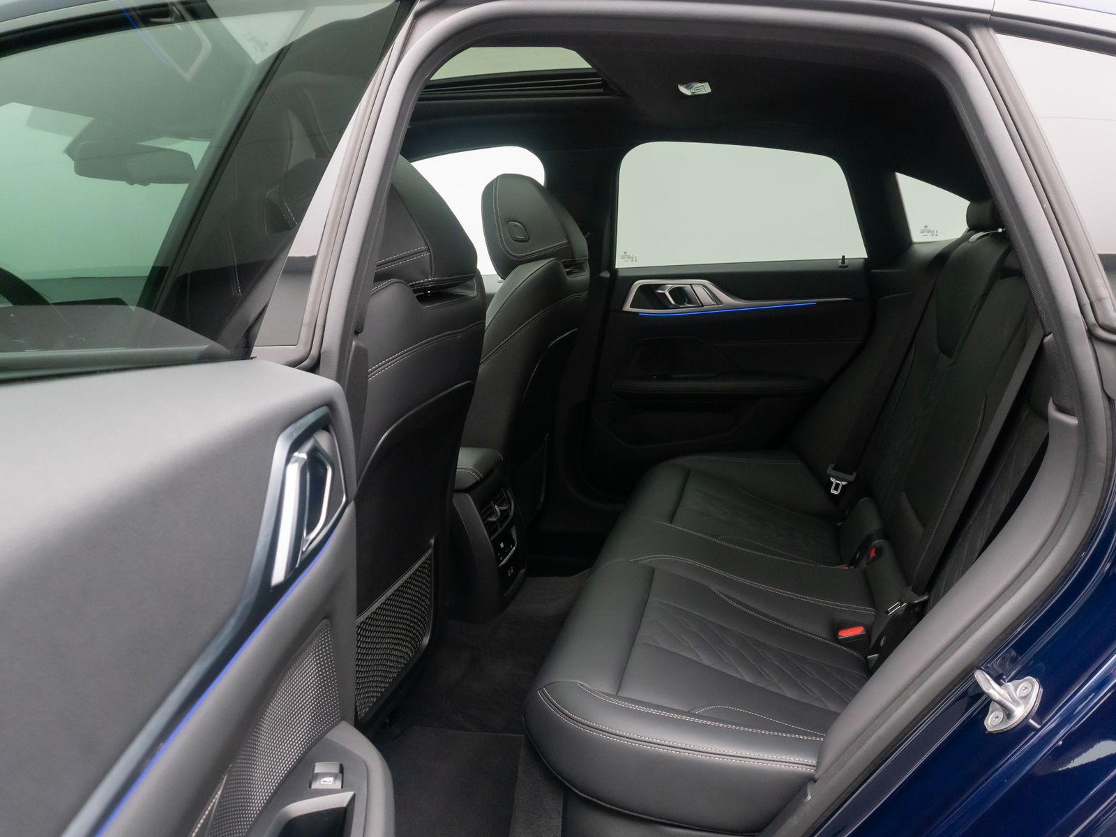 Fahrzeugabbildung BMW 420 Gran Coup&eacute; M Sport Individual GSD DAB 19Zoll