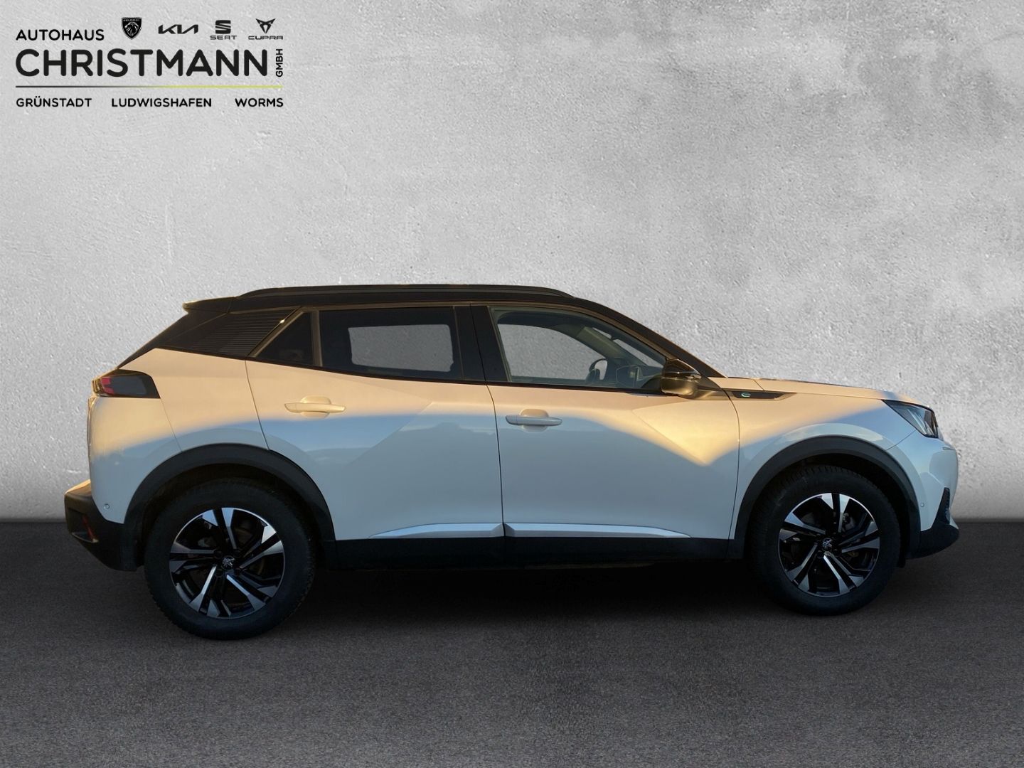 Fahrzeugabbildung Peugeot 2008 e- GT Elektromotor 136 *Sitzheizung*ACC*Kam