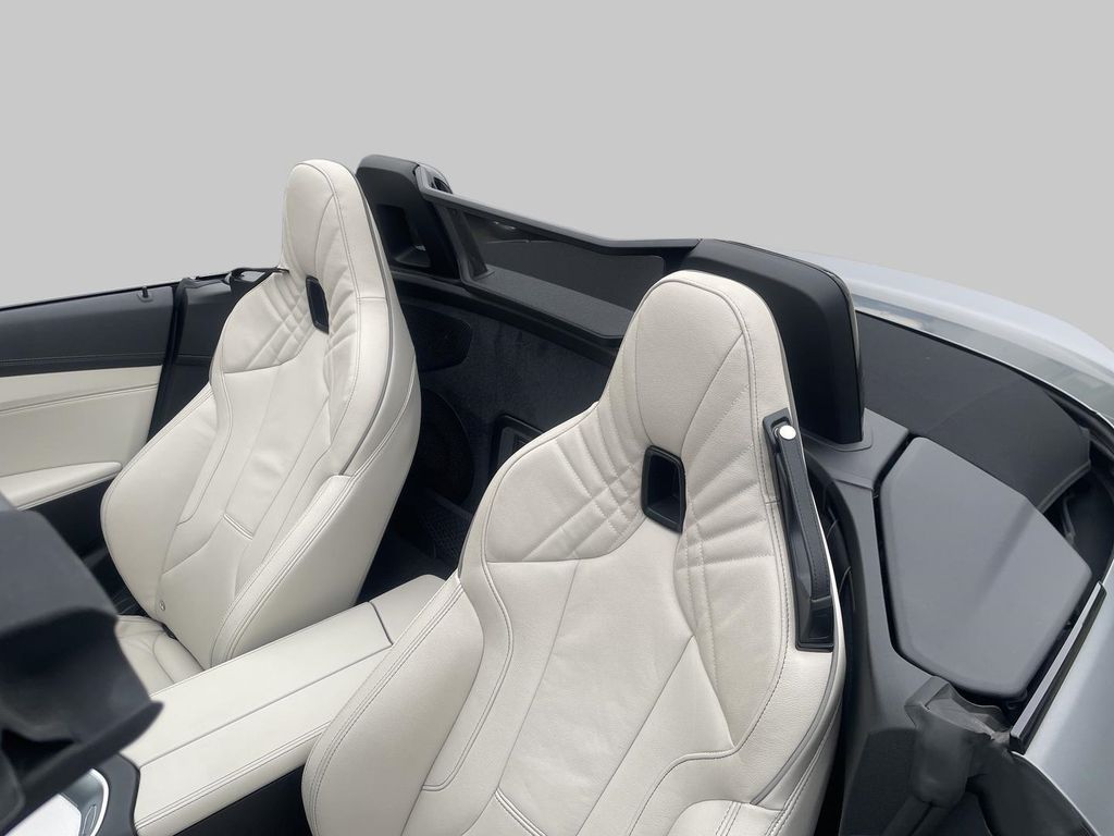BMW Z4 2025