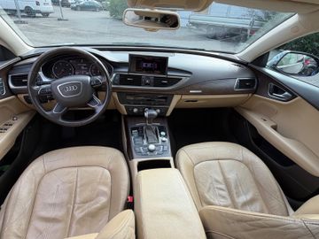 Audi A7 - 8