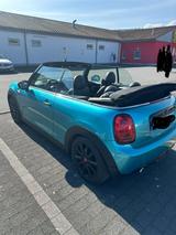 MINI Cooper D Cabrio Cooper - MINI Cooper D Cabrio aus 2017