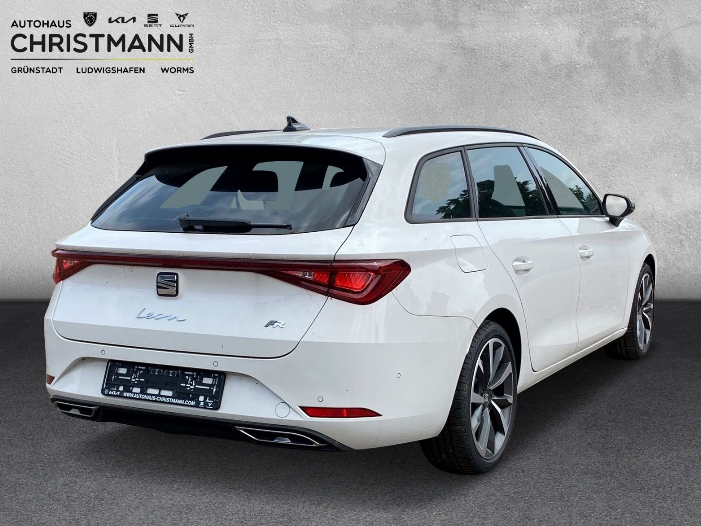 Fahrzeugabbildung SEAT Leon Sportstourer FR 2.0 TDI EU6d *Navi *digital