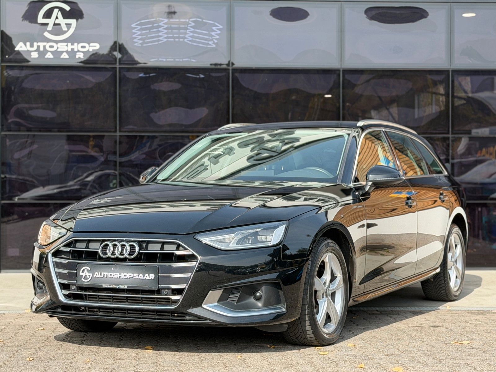 AUDI A4 A4 Avant 40 TFSI MMI Navigation Plus – Ansicht 1