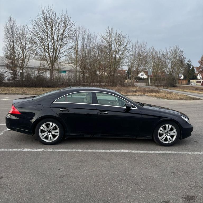 Mercedes-Benz CLS 320