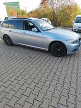BMW 318d Touring - - BMW 318 aus 2011: Kombi, 318d