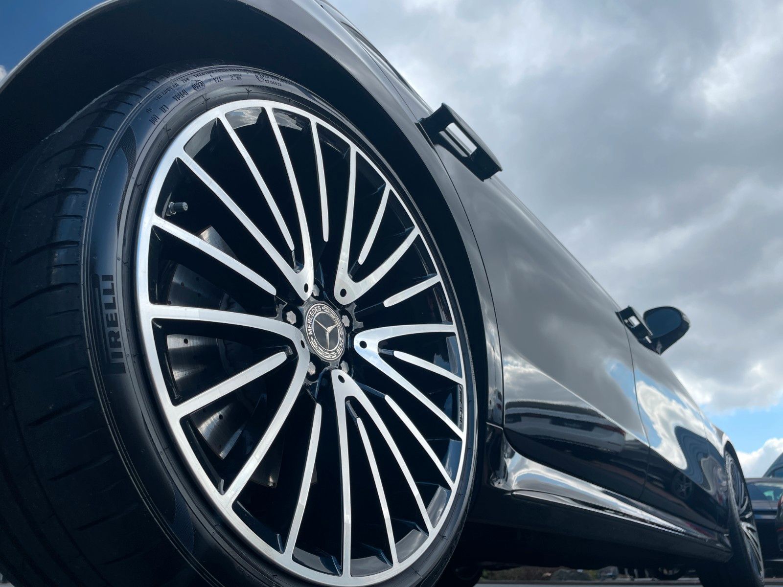 Fahrzeugabbildung Mercedes-Benz S 400 d 4M Lang AMG Burm+Pano+StdH+3D+Fond+HUD