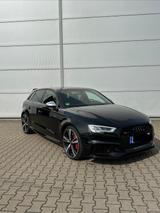 Audi RS3 2.5 TFSI  quattro Sportback  - Audi RS3: Schwarz