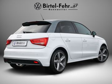 Audi A1 Sportback S-LINE 1.4 TFSI S-tronic Navi Leder