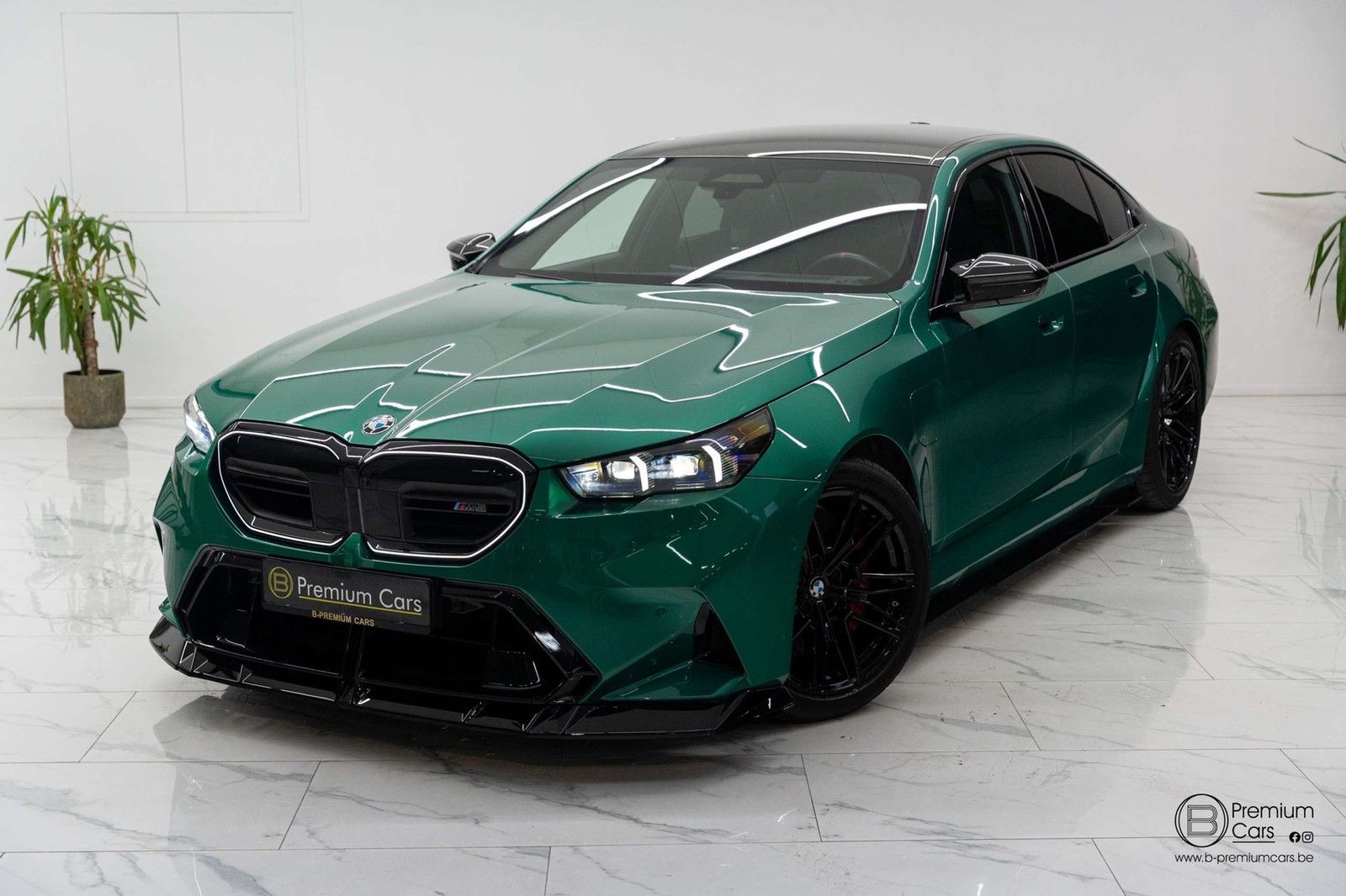 BMW M5 B&W / HUD / ACC / 360 / Isle Of Man Grün Meta imagem 2