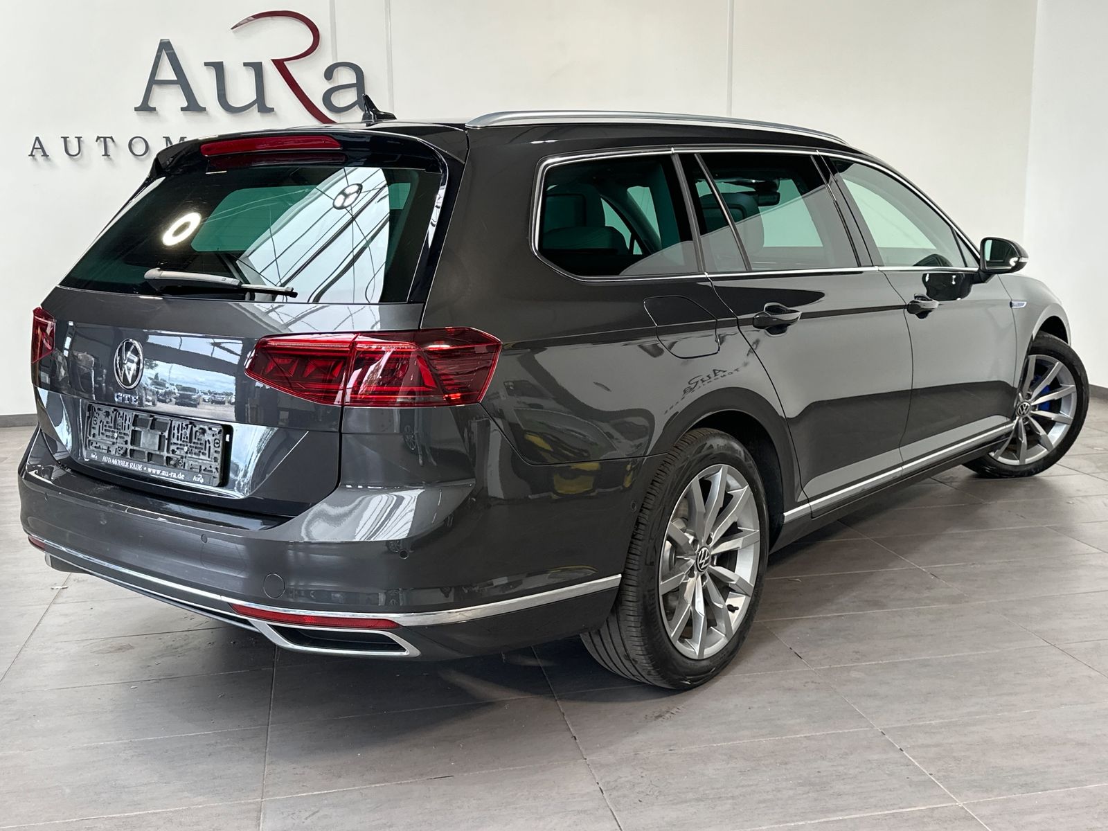 Fahrzeugabbildung Volkswagen Passat Variant GTE NAV+IQLIGHT+AHK+PANO+KAM+360°