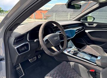 2025 AUDI RS6 — миниатюра 25
