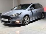 Ford Focus Turnier ST Bi-Xenon - Ford Focus mit Diesel-Antrieb: Kombi, Automatik