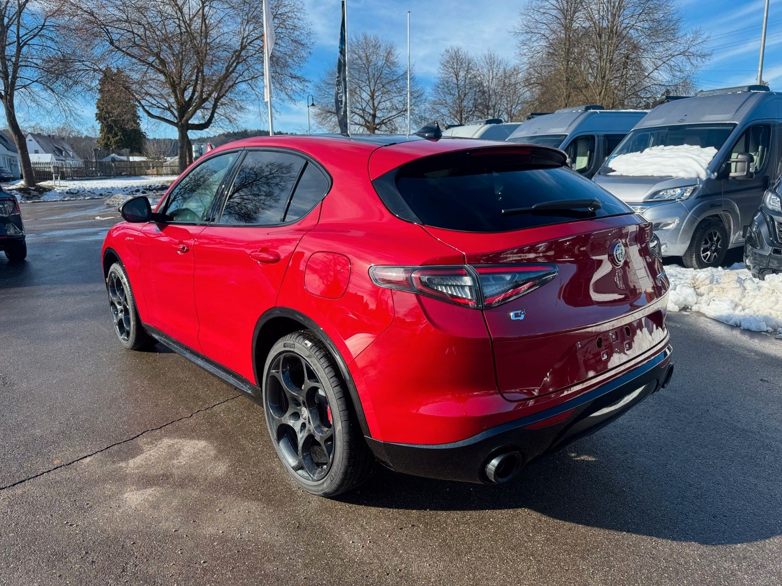 Fahrzeugabbildung Alfa Romeo Stelvio VELOCE 280 PS Glasdach Memory Navi