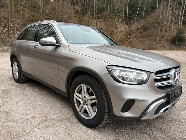 Mercedes-Benz GLC 300. LEDER! ALLRAD!PANOR.NETTO EXPORT 21.000