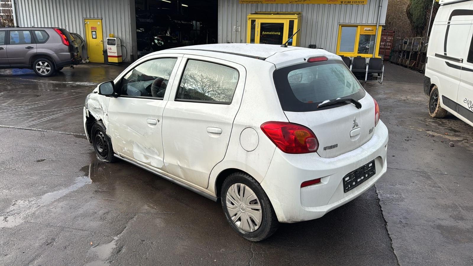 Mitsubishi Space Star Intro Edition,Klima,servo,Euro6,usw.