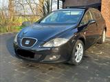 Seat Leon 2.0 TDI PD DPF Stylance Stylance - Seat Leon mit Diesel-Antrieb: Standheizung, Limousine