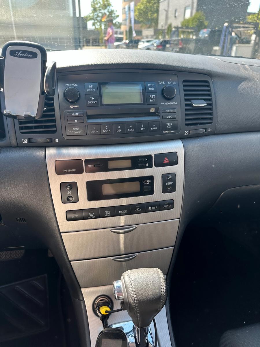 Toyota Corolla 2005 — photo 7