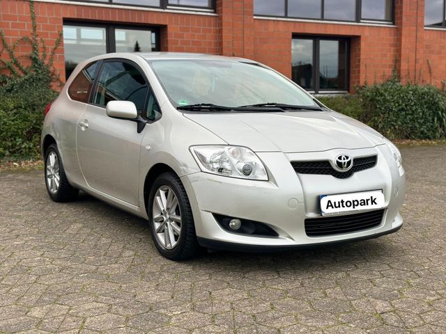 Toyota Auris 1.4 Benziner Team Ausstattung TÜV NEU