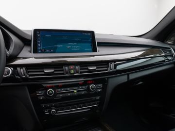 Fahrzeugabbildung BMW X5 xDr 30d M Sport Pano HUD H/K AHK  Comfort 20'