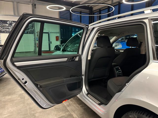 Skoda Superb Combi Exclusive *Xenon*PDC*Klima*DAB*Navi