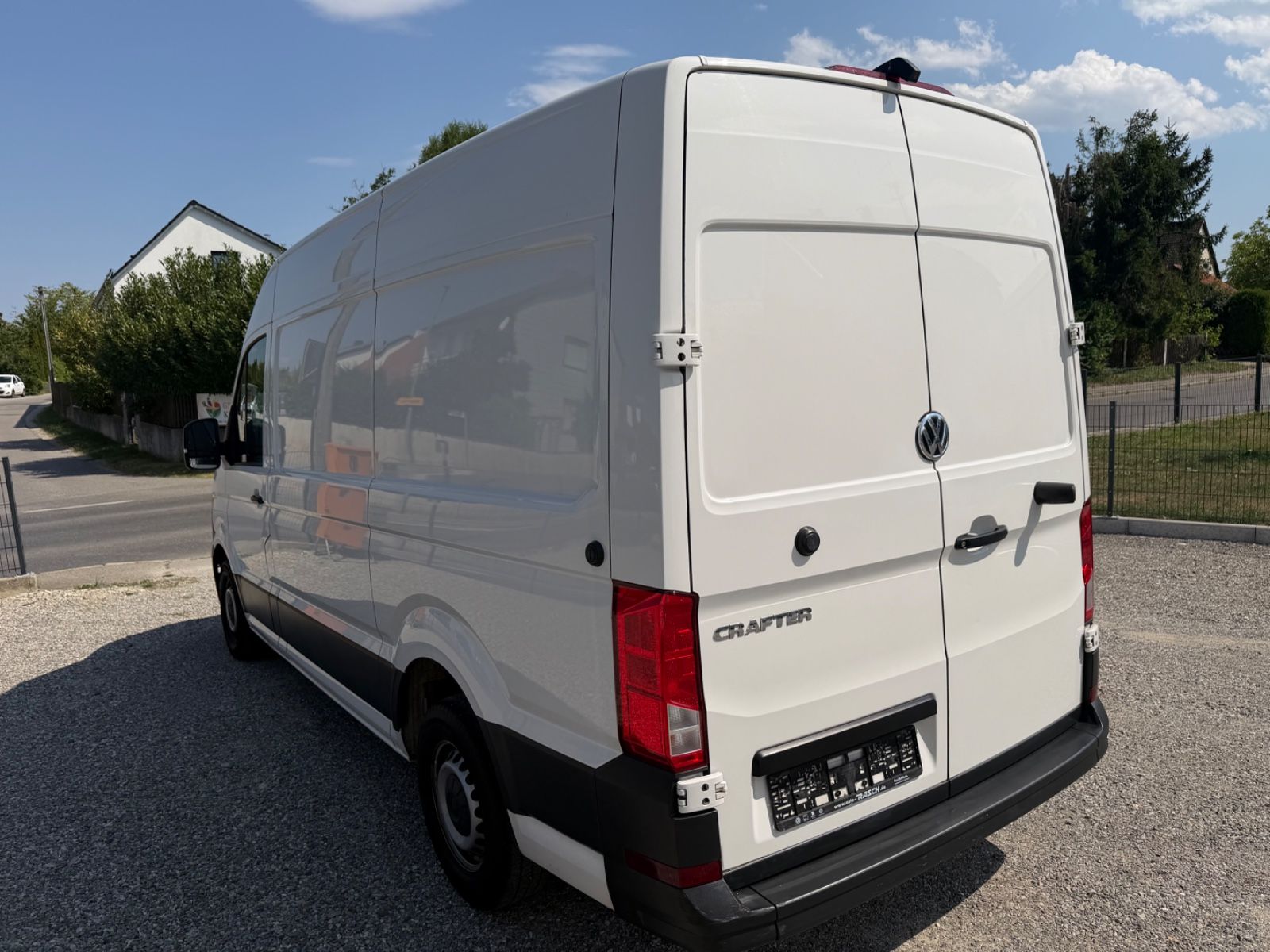 Volkswagen Crafter Kasten 35 mittellang Hochdach RWD imagem 3
