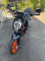 KTM Duke 390 - KTM DUKE 390